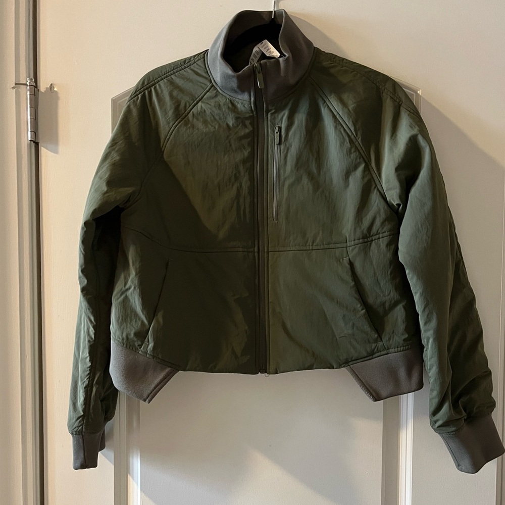 Lululemon Green Zip-Up Jacket Cropped